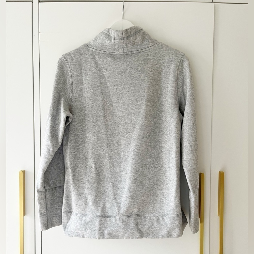 Puma Sweatshirt - Picture 4 of 4